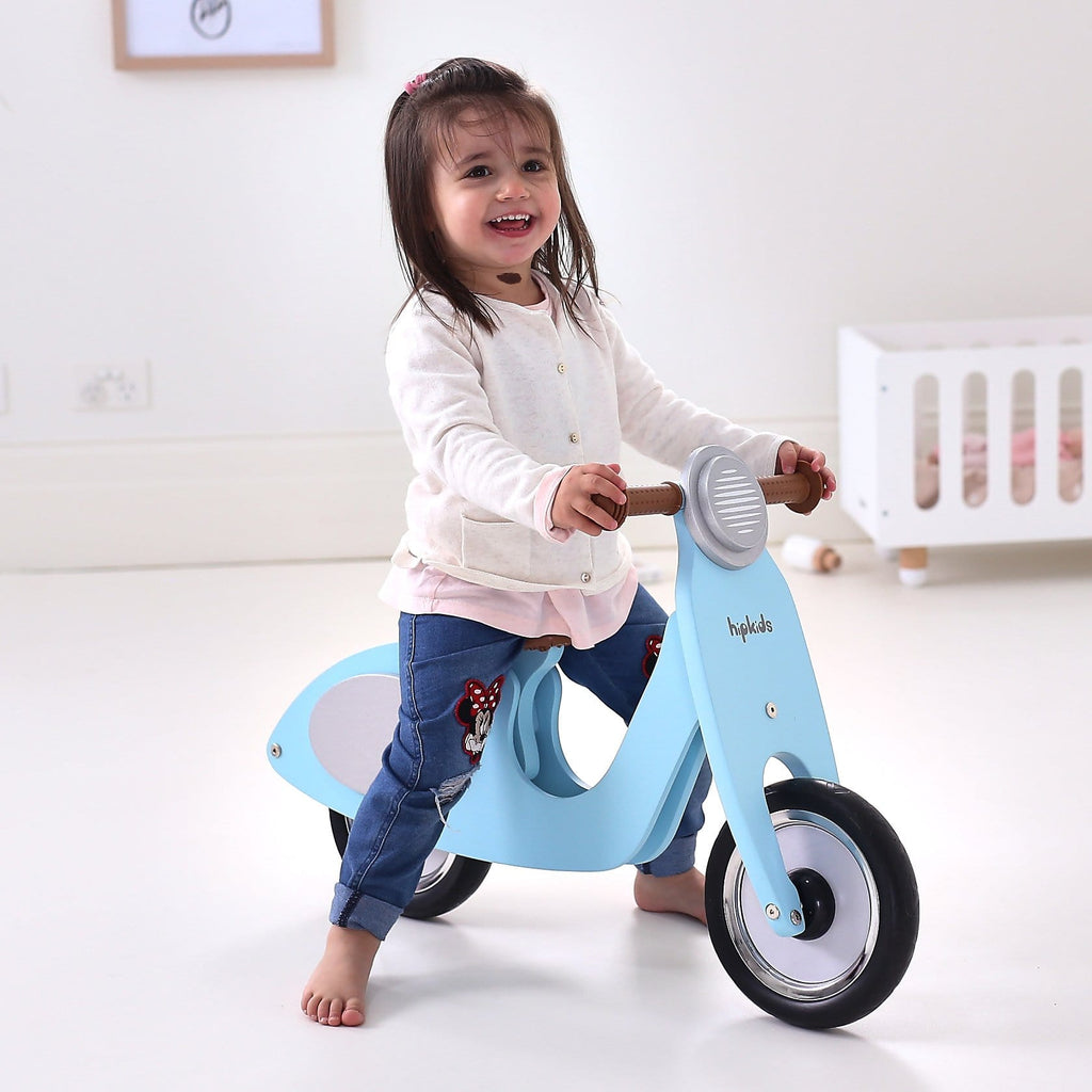 Balance Bikes vs Ride on Cars for Toddlers! – HipKids