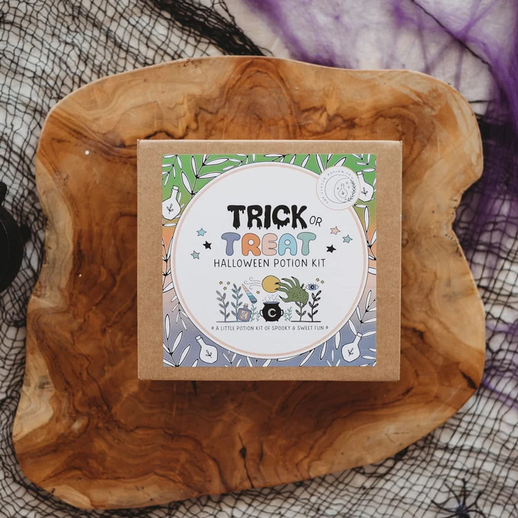 The Little Potion Co. Trick or Treat Halloween Potion Kit