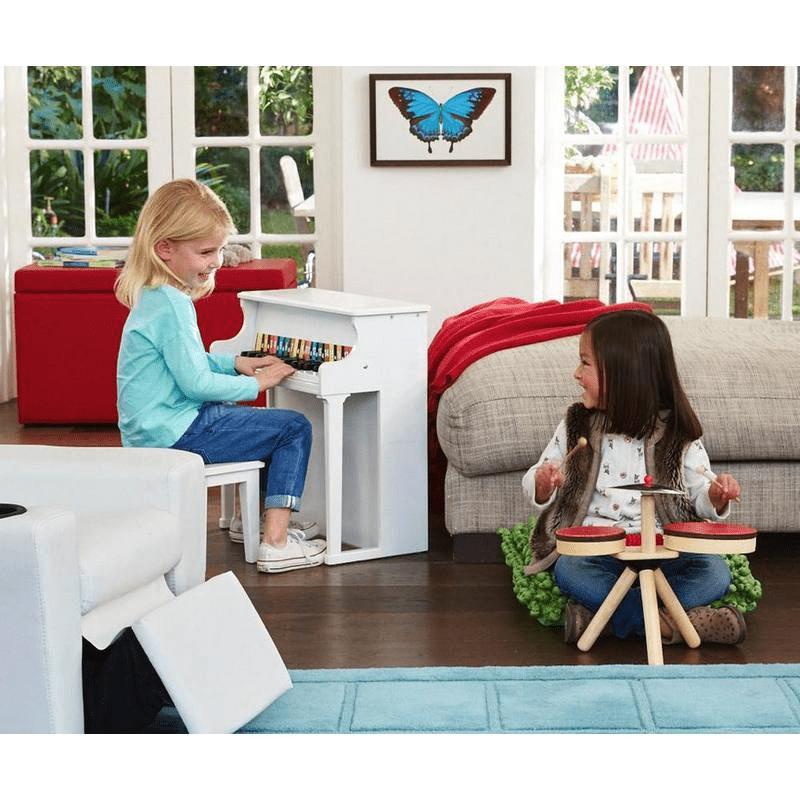 6 Ways Learning the Piano Helps Your Child's Development