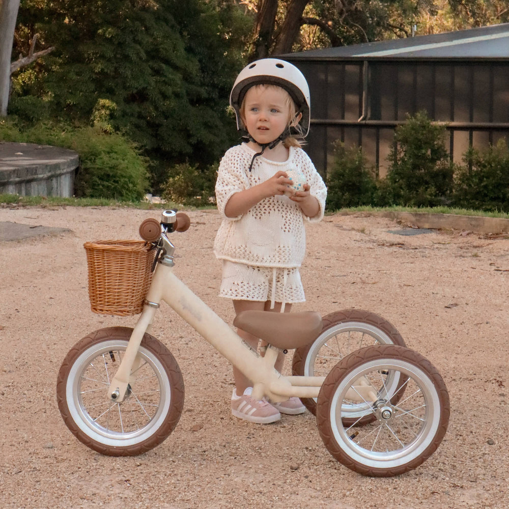 2 in 1 Steel Trike/Balance Bike (incl. wicker basket) Vintage White