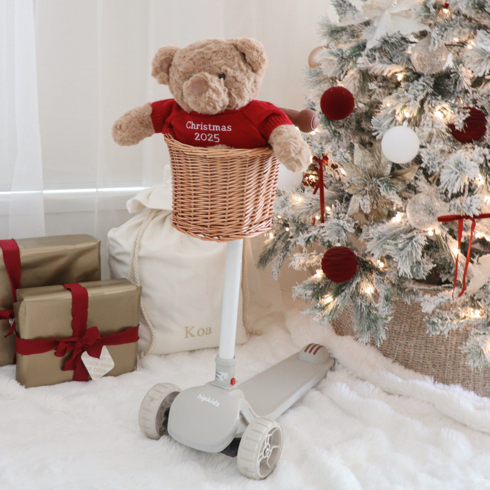 HipKids 3 Wheel Scooter w/ Wicker Basket Vintage White