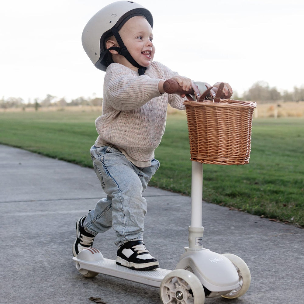 HipKids 3 Wheel Scooter w/ Wicker Basket Vintage White