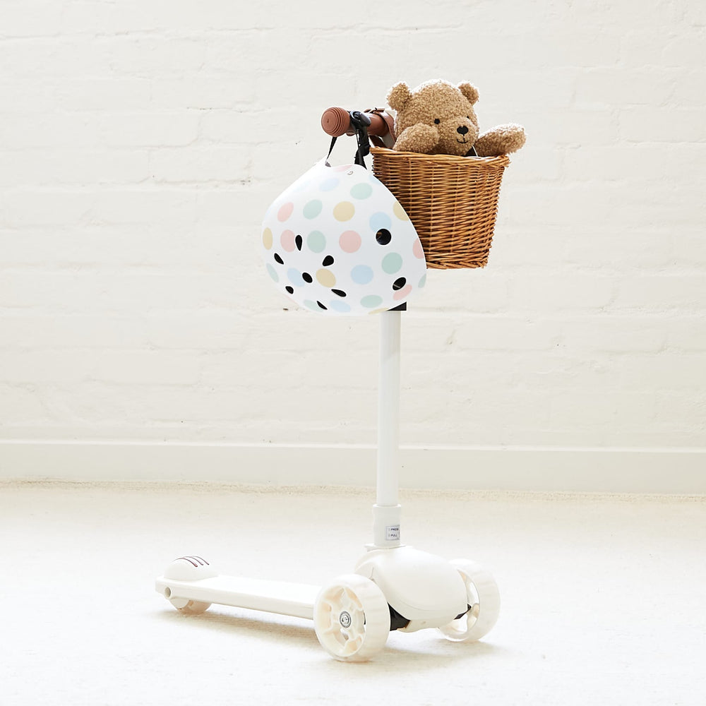 3 Wheel Scooter with Wicker Basket Ivory