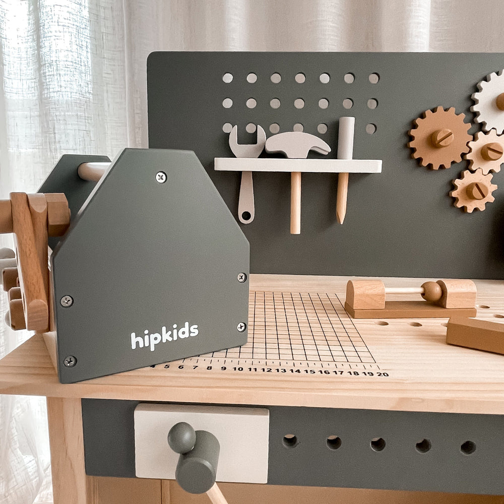 AXEL Tool Workbench & Tool Box with Tool Set