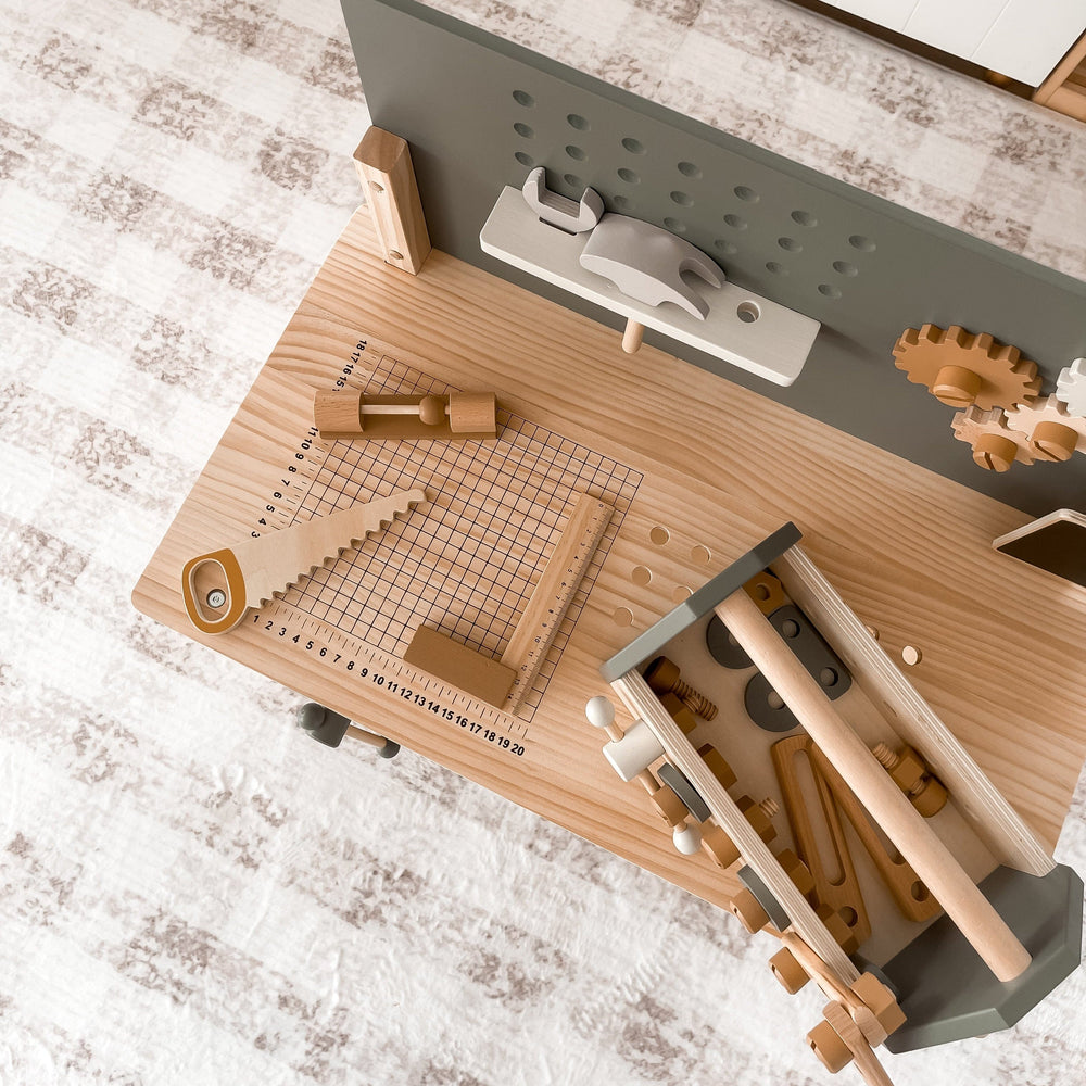 AXEL Tool Workbench & Tool Box with Tool Set