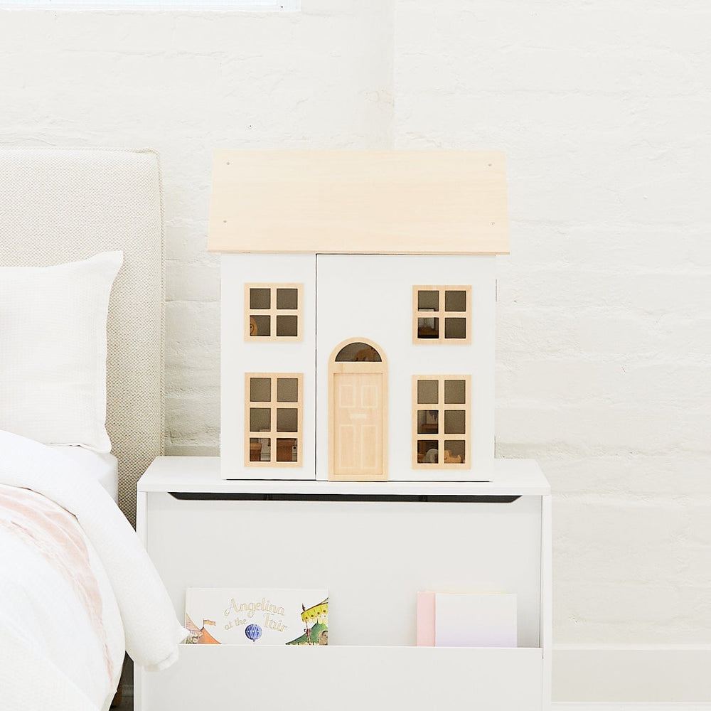 ELSA Doll House with Furniture & Doll Family Set