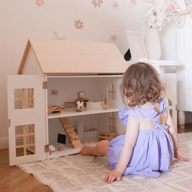 ELSA Doll House with Furniture & Doll Family Set