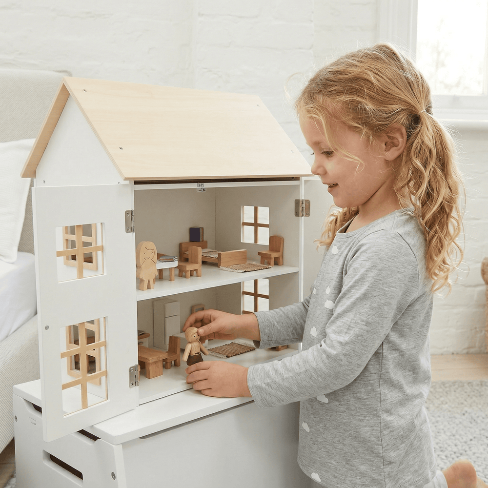 ELSA Doll House with Furniture & Doll Family Set