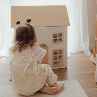 Buy ELSA Doll House with Furniture & Doll Family Set – HipKids Online