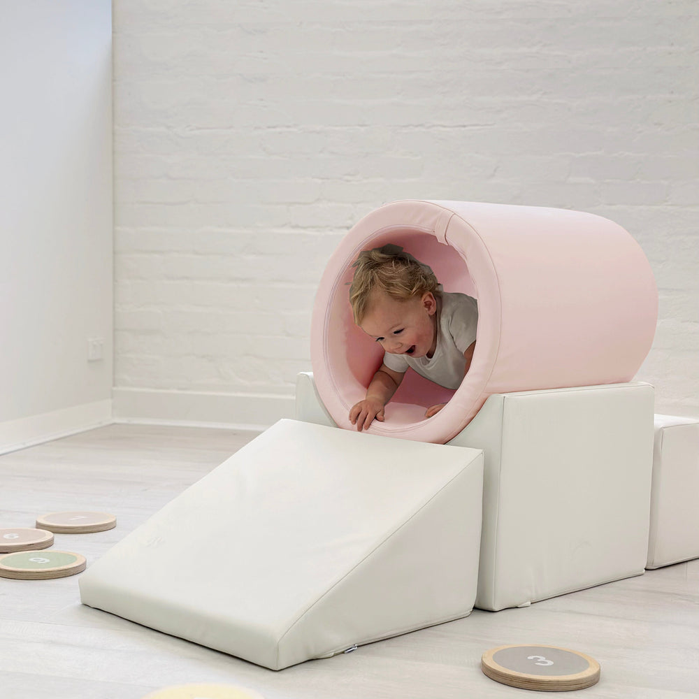 HipKids Soft Play Gym Ivory / Soft Pink