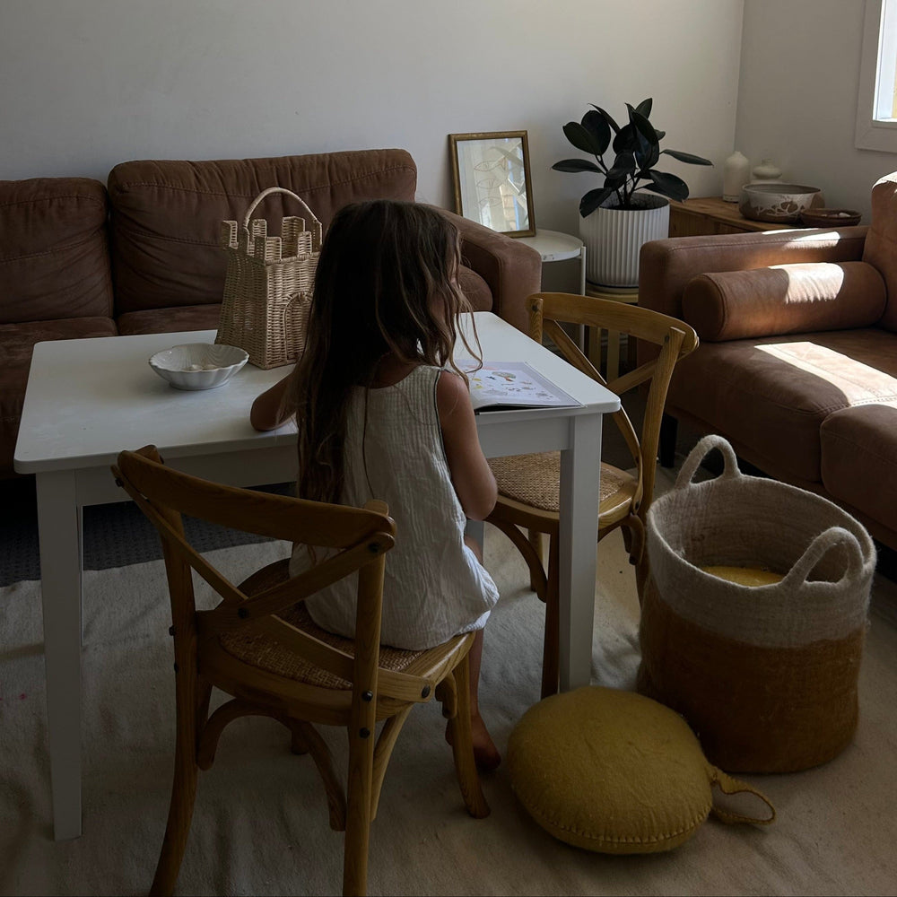 Kids Hampton 2 Chairs & Table Set