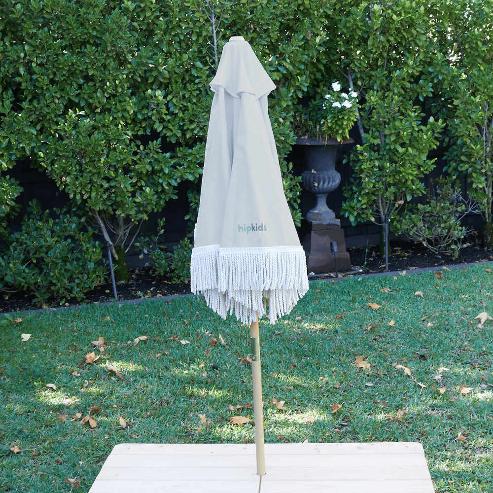 Kids Sand Water / Picnic Table with Tassel Umbrella Nougat