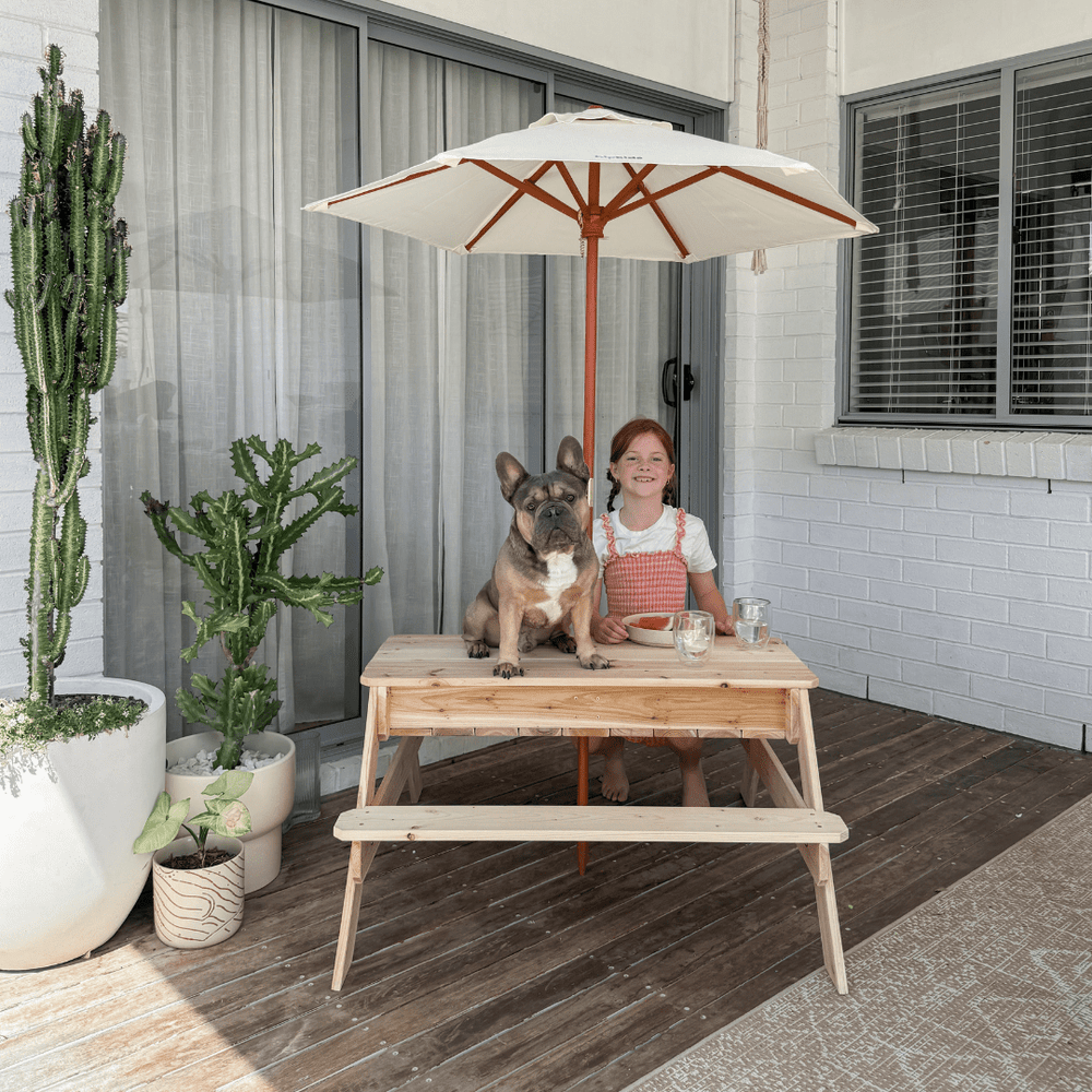 Sand and water table with umbrella shop