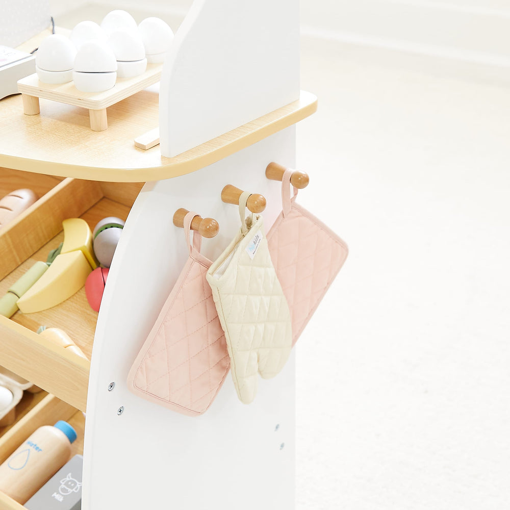 Little Grocer Bundle with Grocer Stand and Grocer Basket