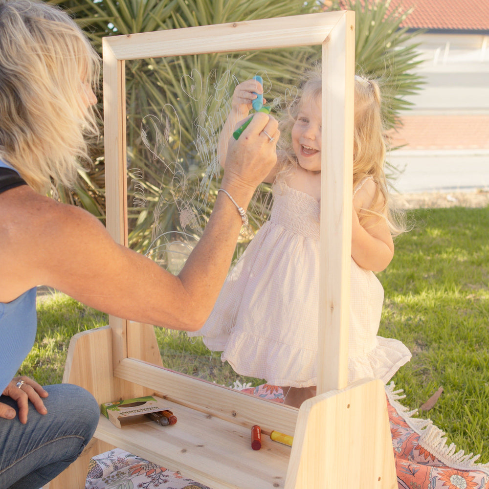 Toddler Perspex Easel