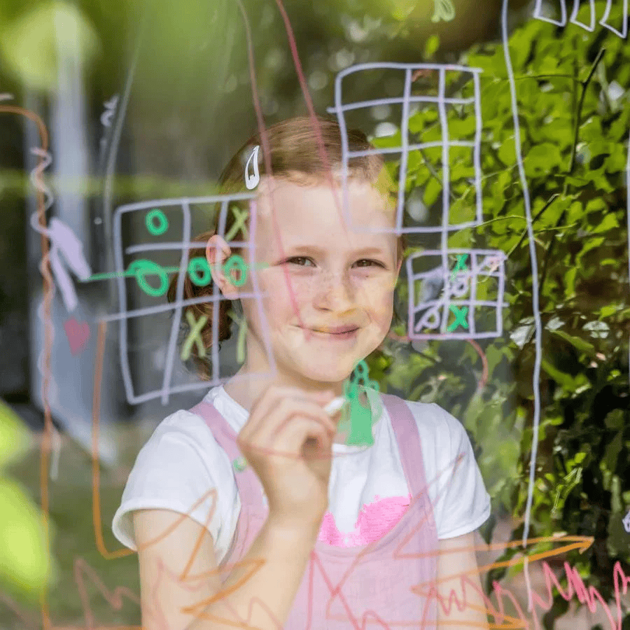 Perspex Easel Creative Bundle with Tiger Tribe Window Markers