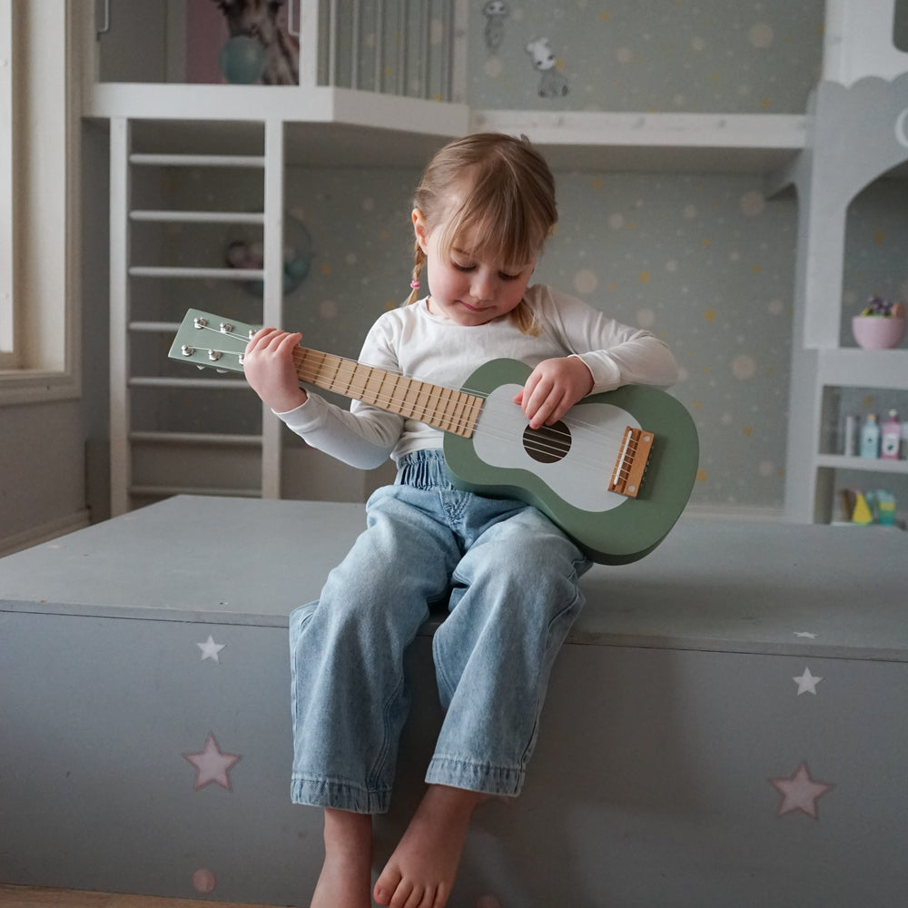 JaBaDaBaDo Guitar Green