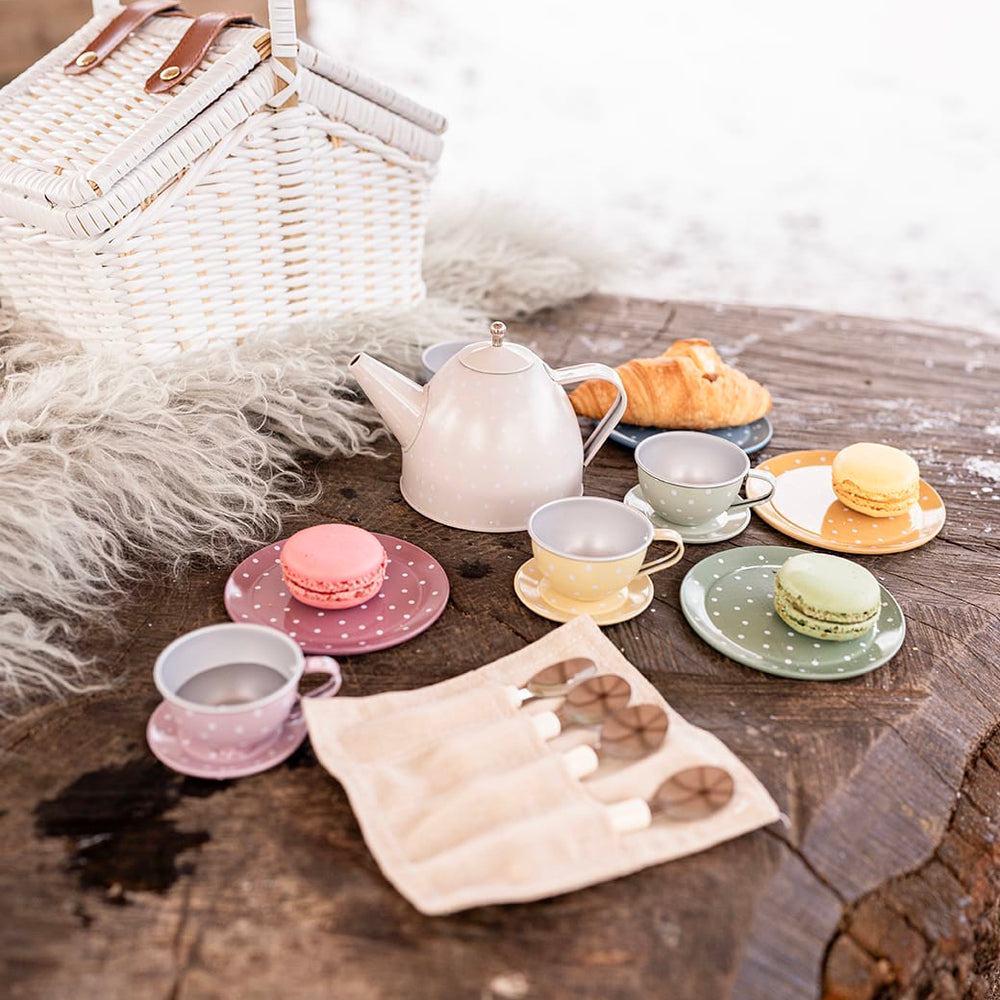 JaBaDaBaDo Tea set with Basket