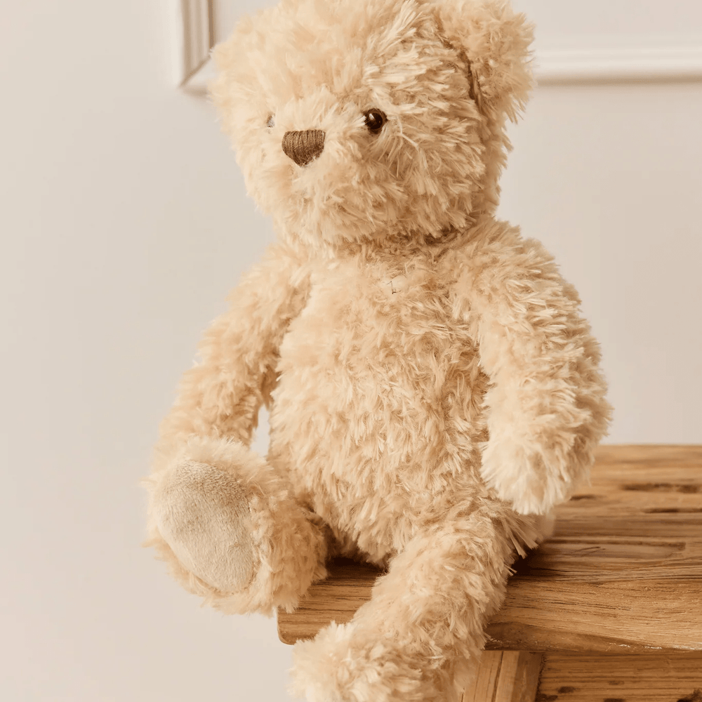 Snuggle Bunnies - Arthur the Bear