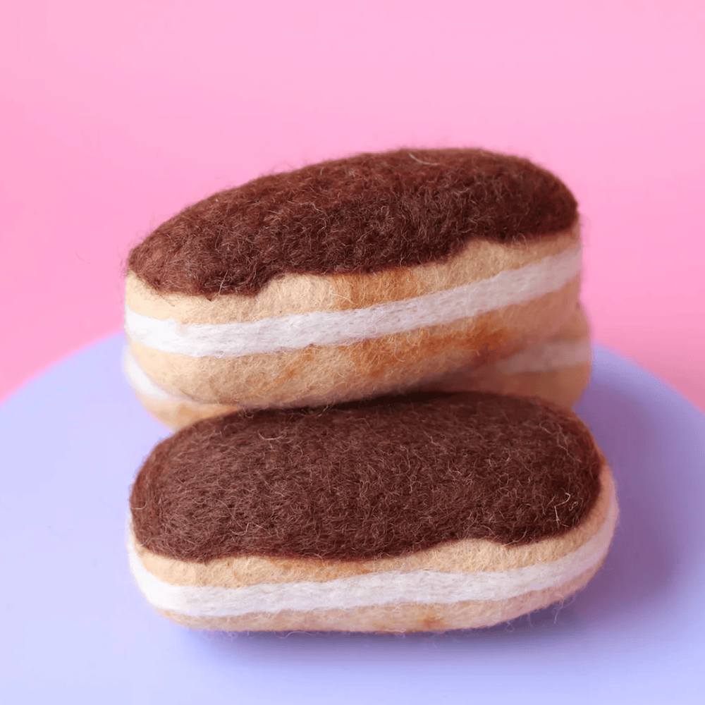 Juni Moon Choc Eclairs - 2pcs