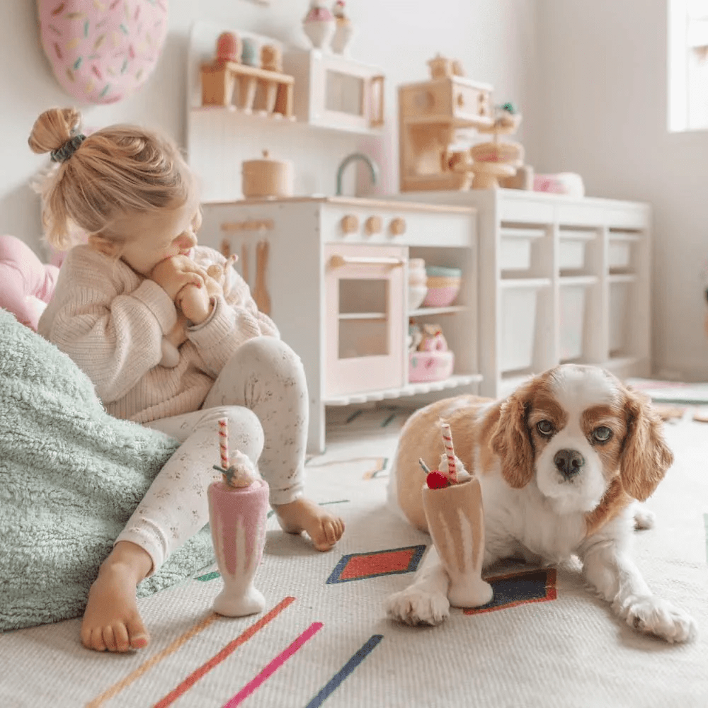 Juni Moon Milkshakes strawberry