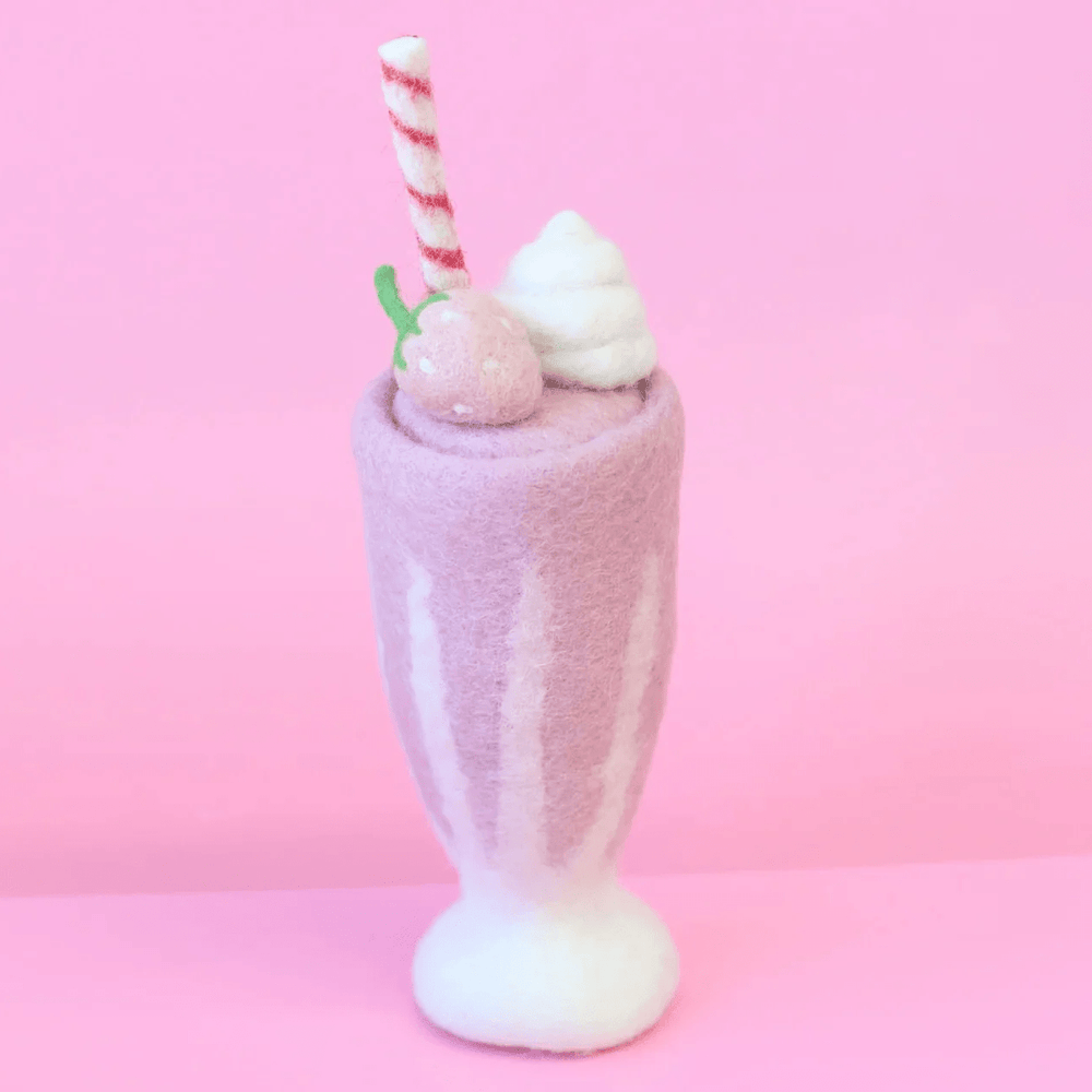 Juni Moon Milkshakes strawberry