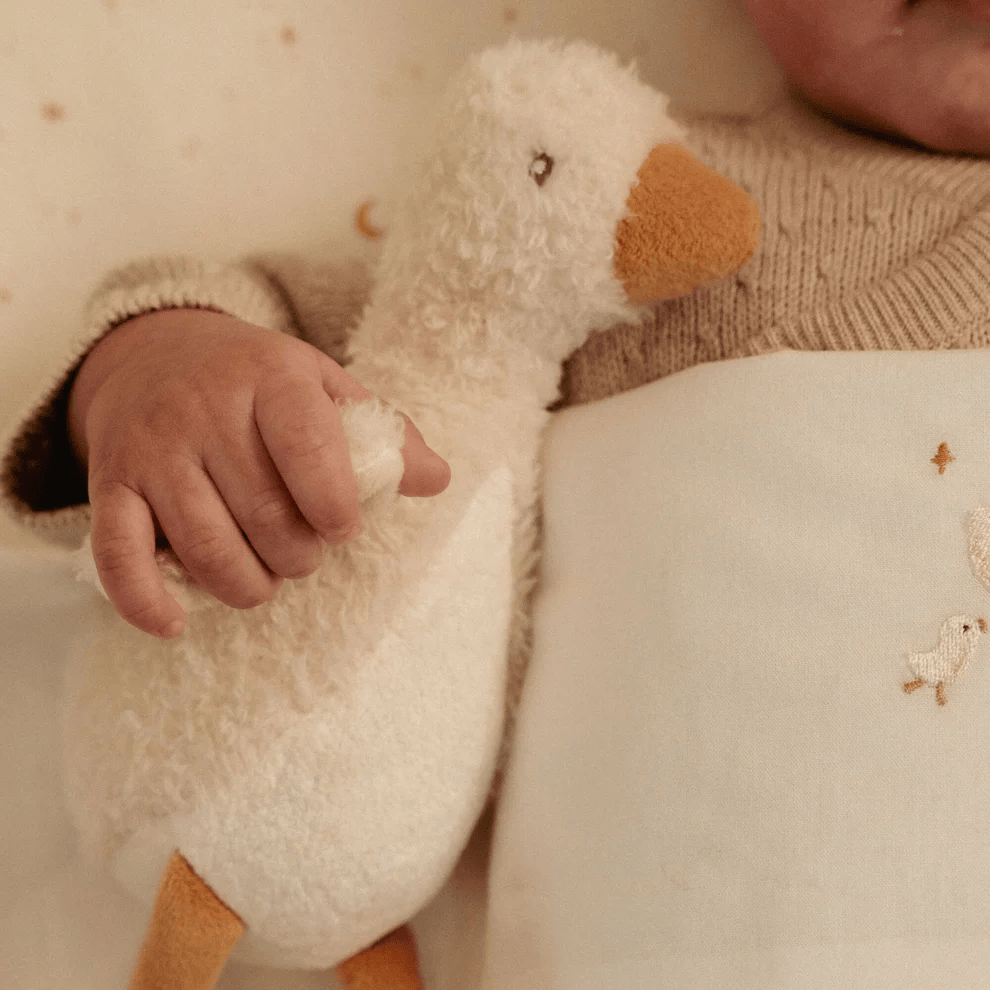 Little Dutch Cuddle Goose 17cm