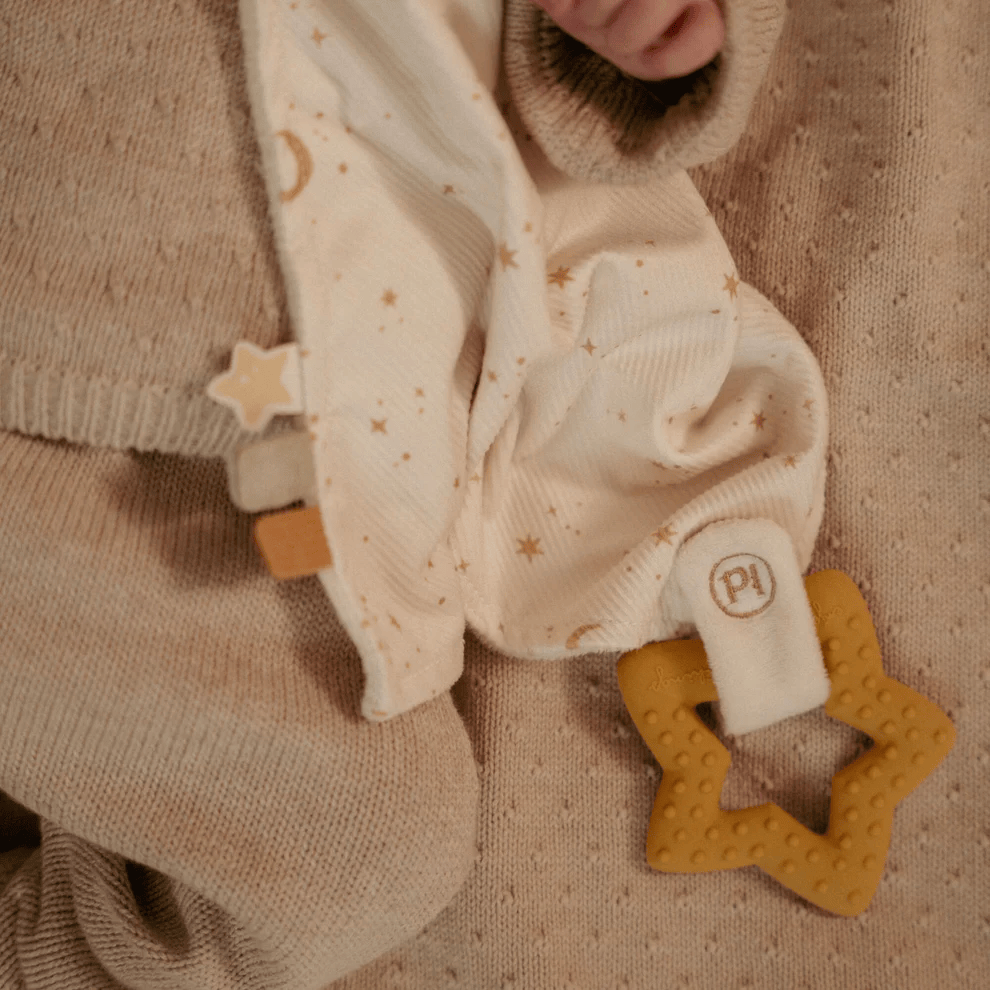 Little Dutch Goose Cuddle Cloth  w/ Teether