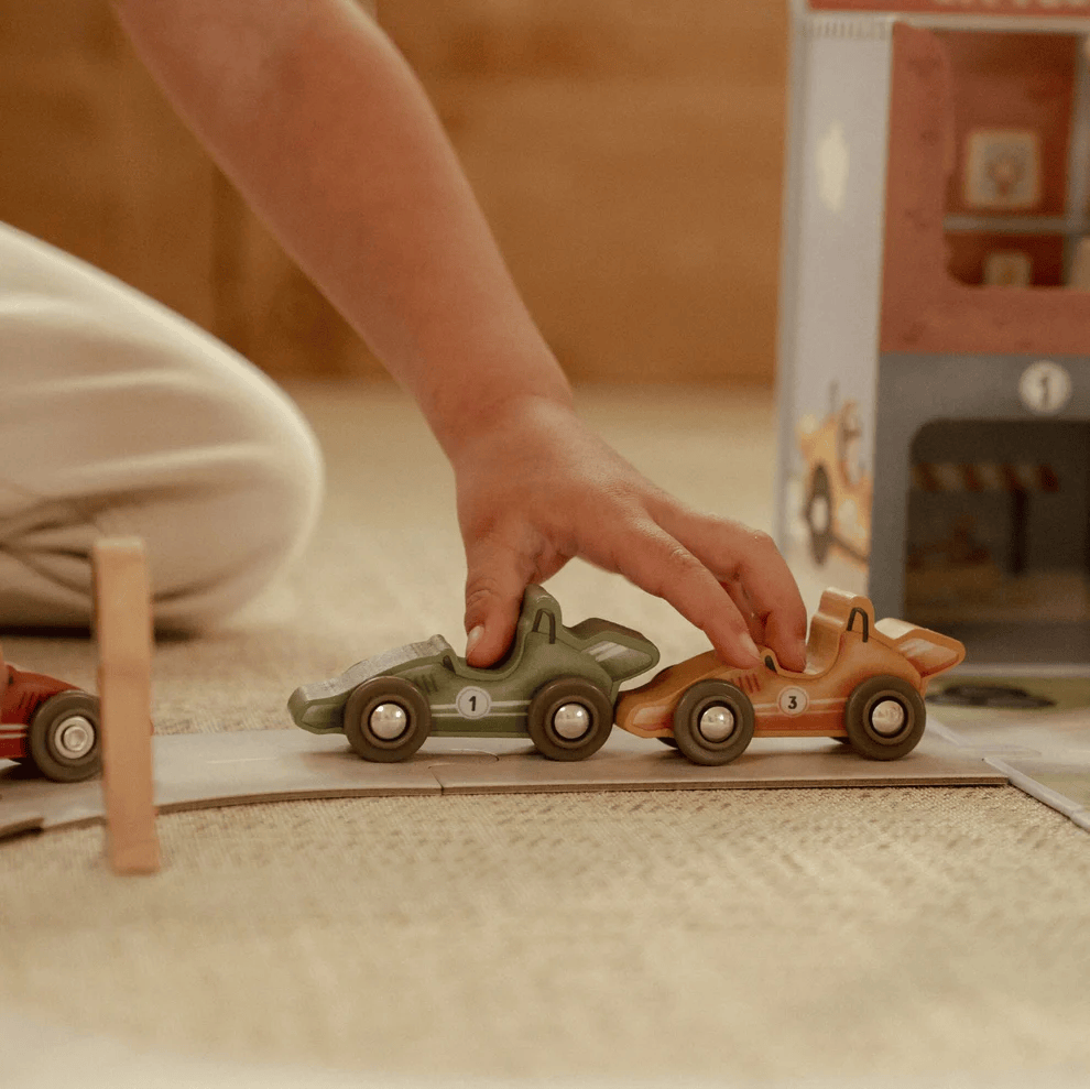 Little Dutch Play Case Race Track