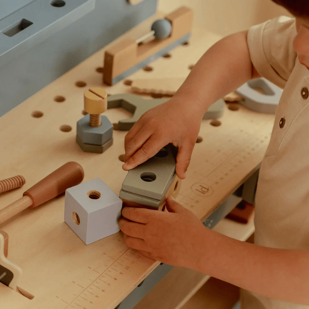 Little Dutch Workbench