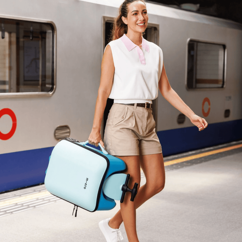 Micro Ride On Luggage Eazy Bright Blue