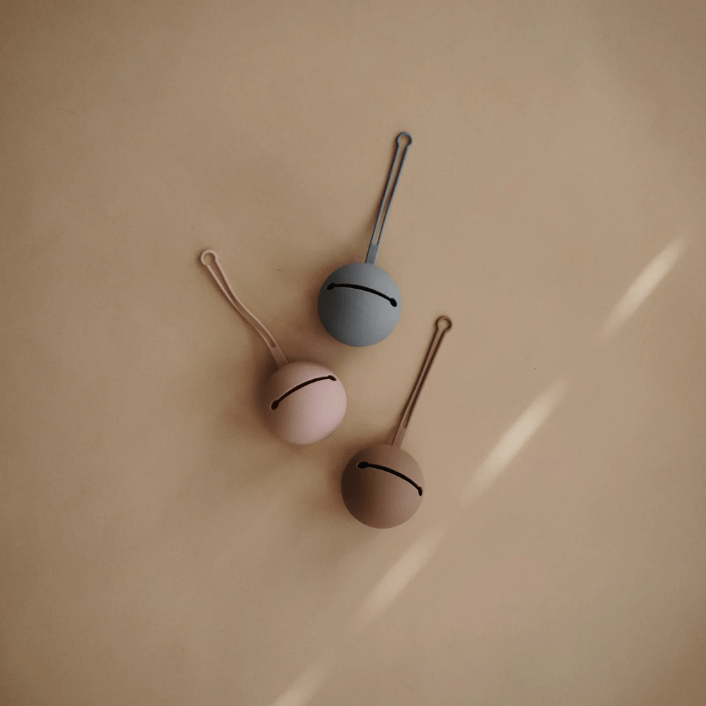 Mushie Pacifier Case Blush Pink