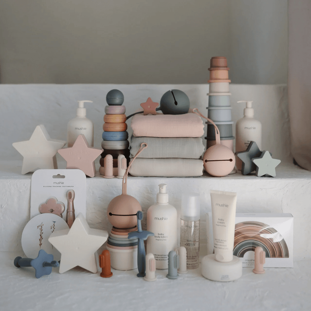 Mushie Pacifier Case Blush Pink