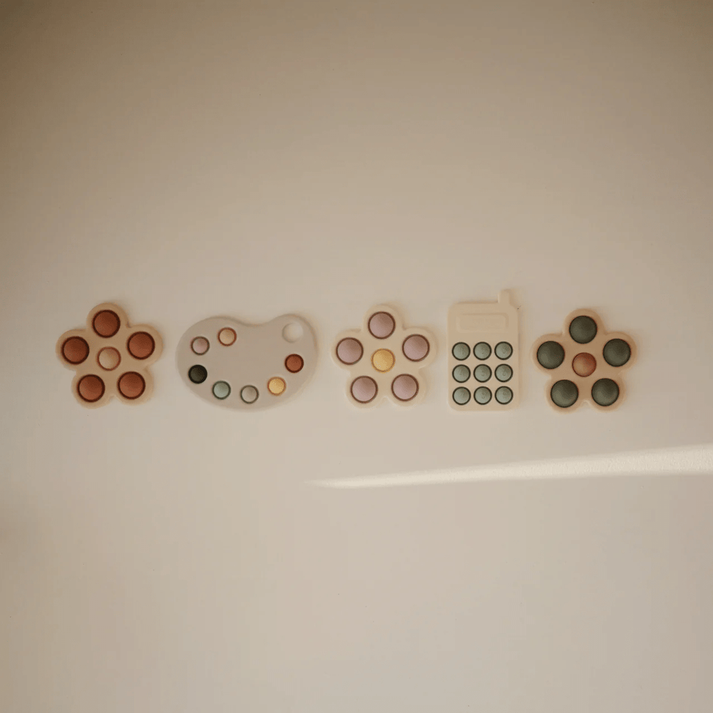 Mushie Paint Palette Press Toy - Multi