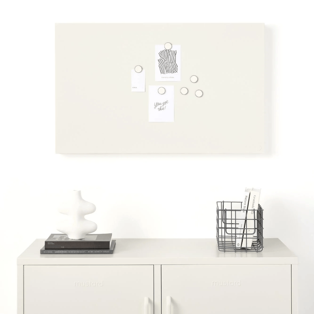 Mustard Made The Buttons - Chalk