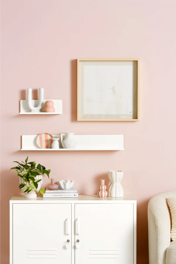 Mustard Made The Ledge Large Chalk