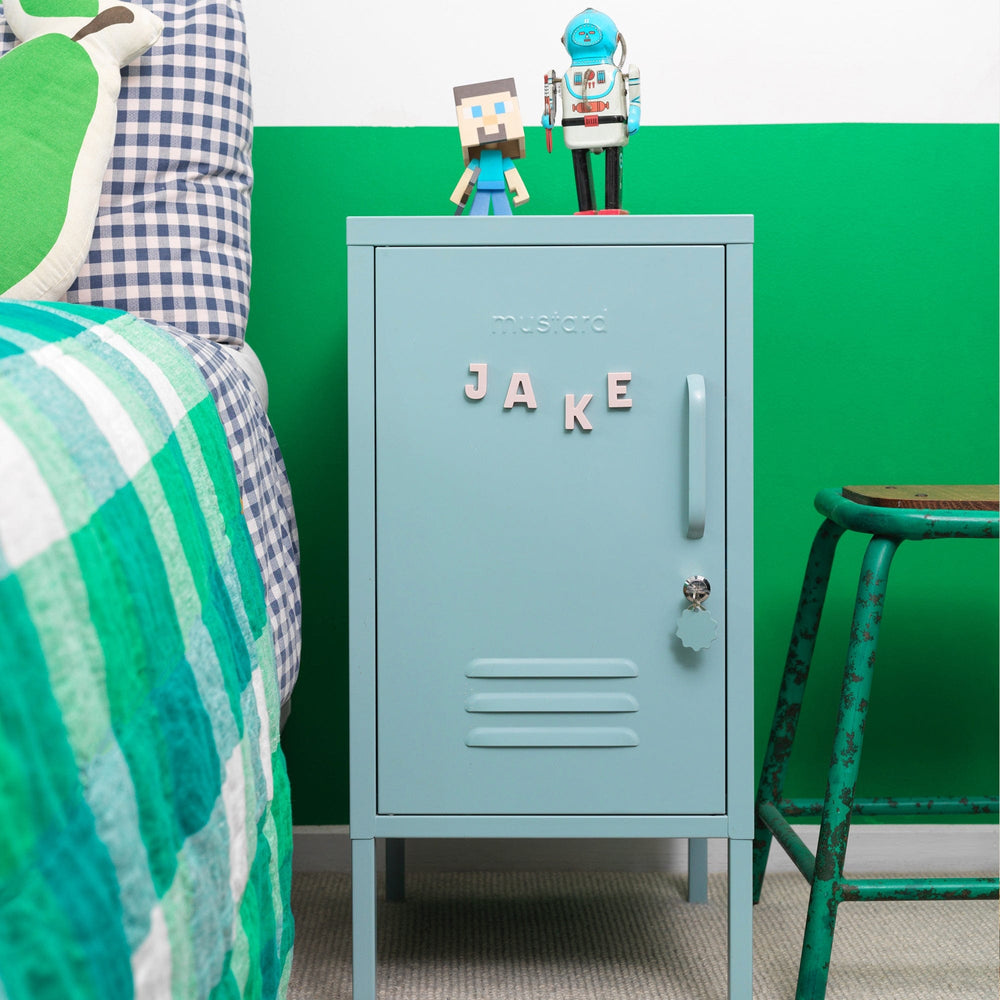 Mustard Made The Shorty to the Left Ocean