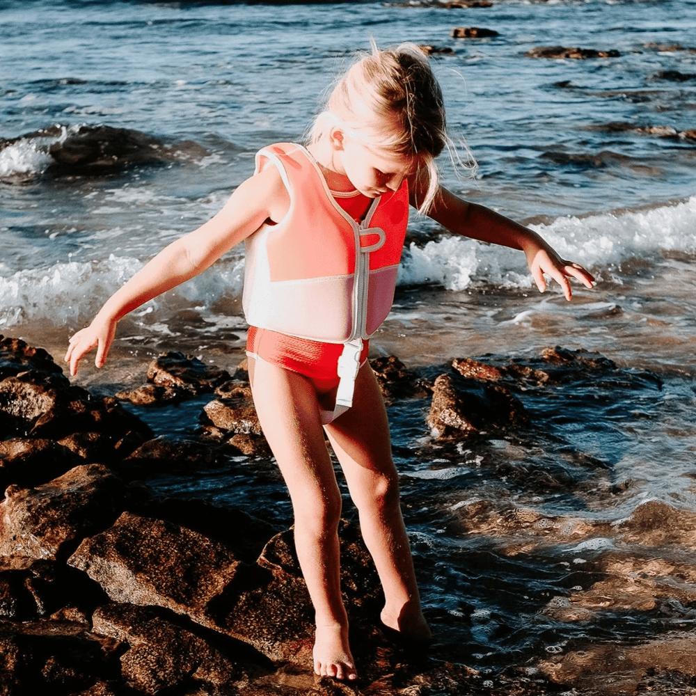 SUNNYLiFE Kids Swim Vest 2-3 Neon Strawberry