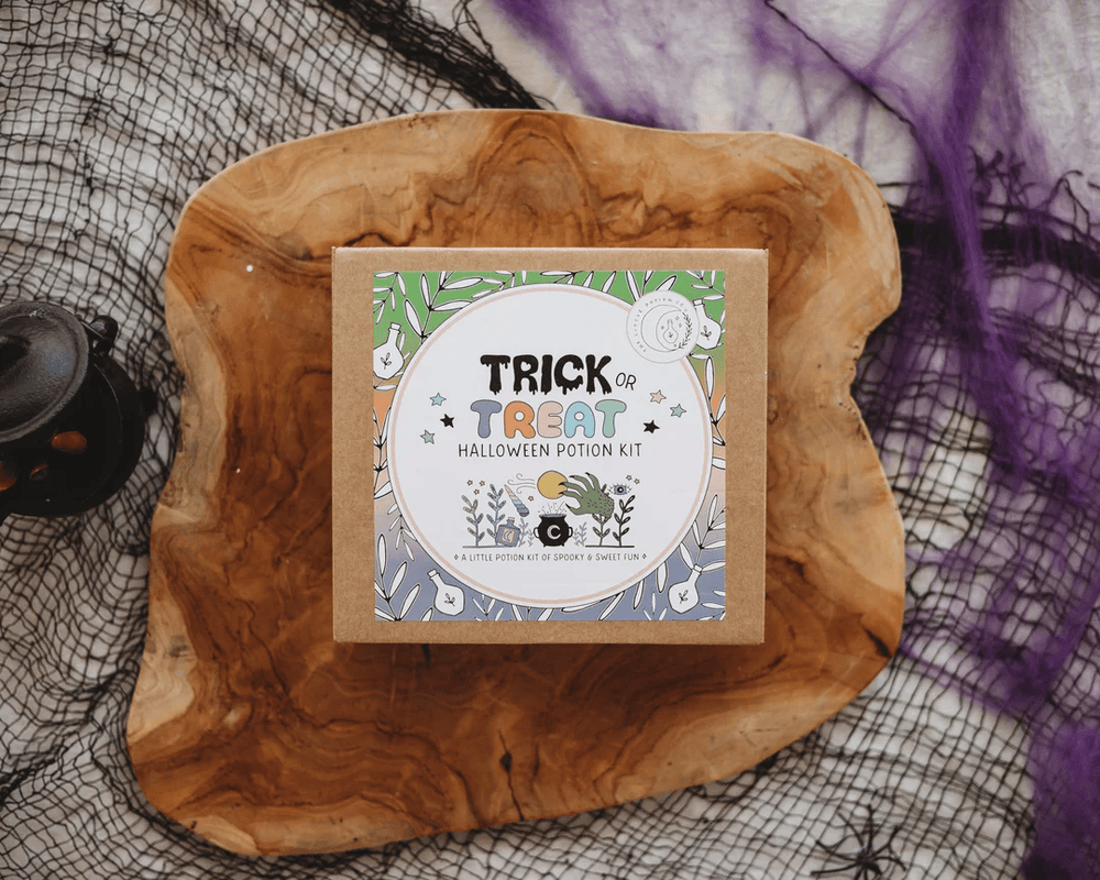 Trick or Treat Halloween Potion Kit