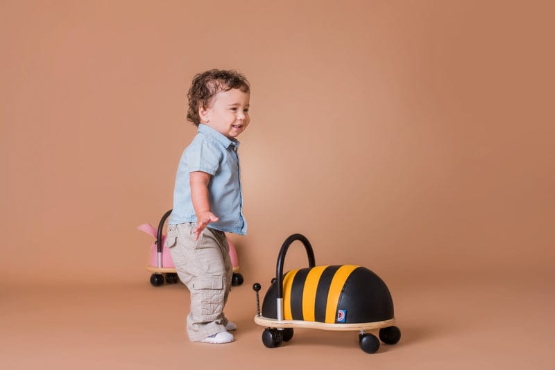 Small Bee Wheely Bug