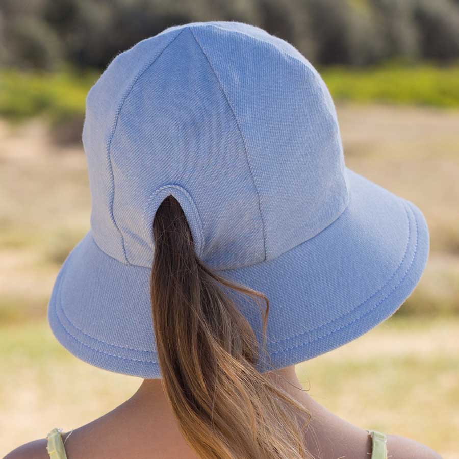 https://www.hipkids.com.au/cdn/shop/products/bedhead-bedhead-ponytail-bucket-sun-hat-with-strap-chambray-17226280894598_1000x.jpg?v=1659824537