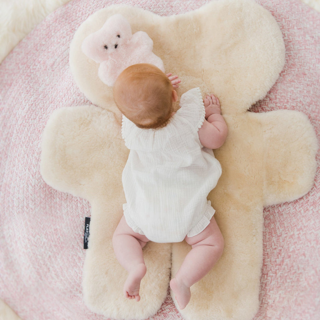 FlatOut Bear Rugs Milk