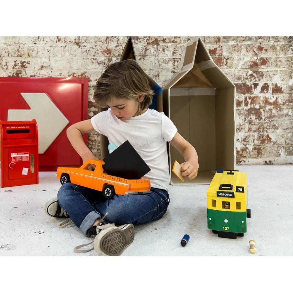 Make Me Iconic Toy UTE-