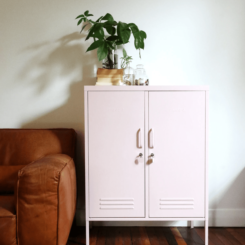 Mustard Made The Midi Blush