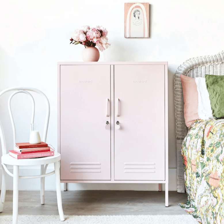 Mustard Made The Midi Blush