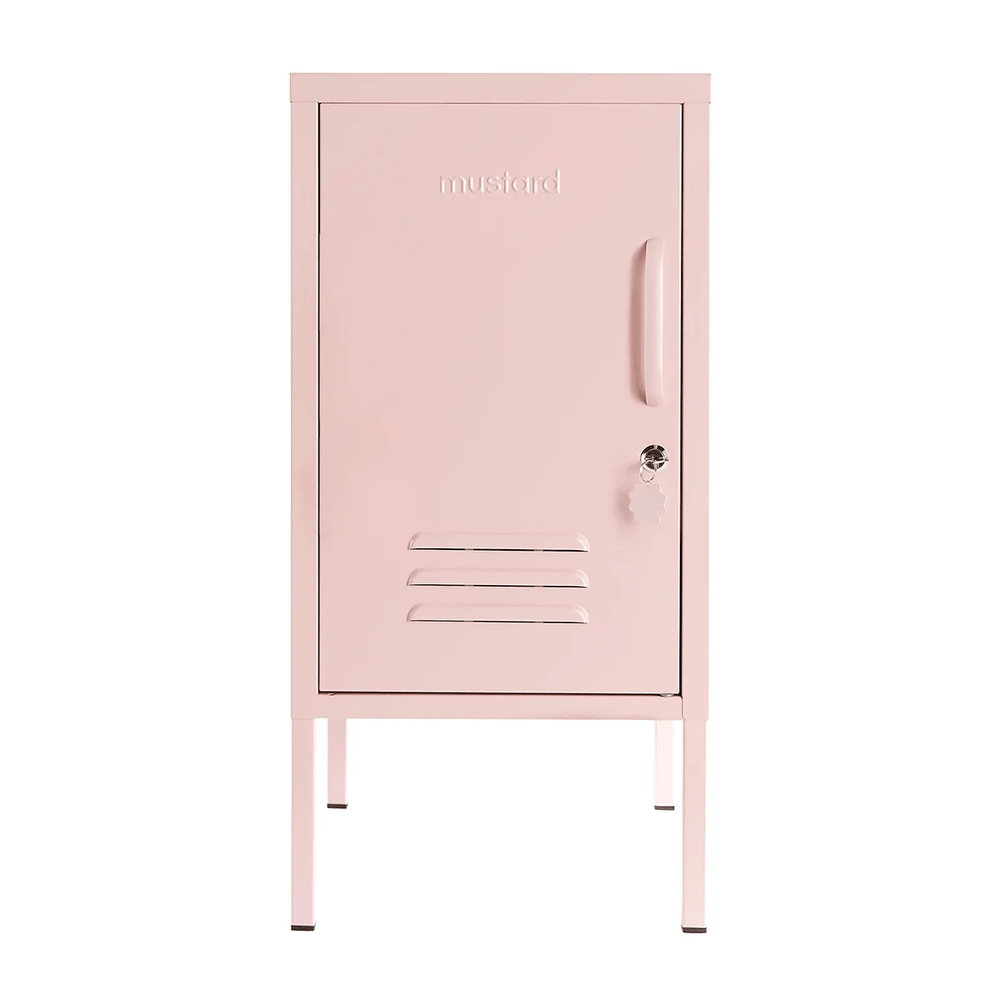 Mustard Made The Shorty to the Left Blush