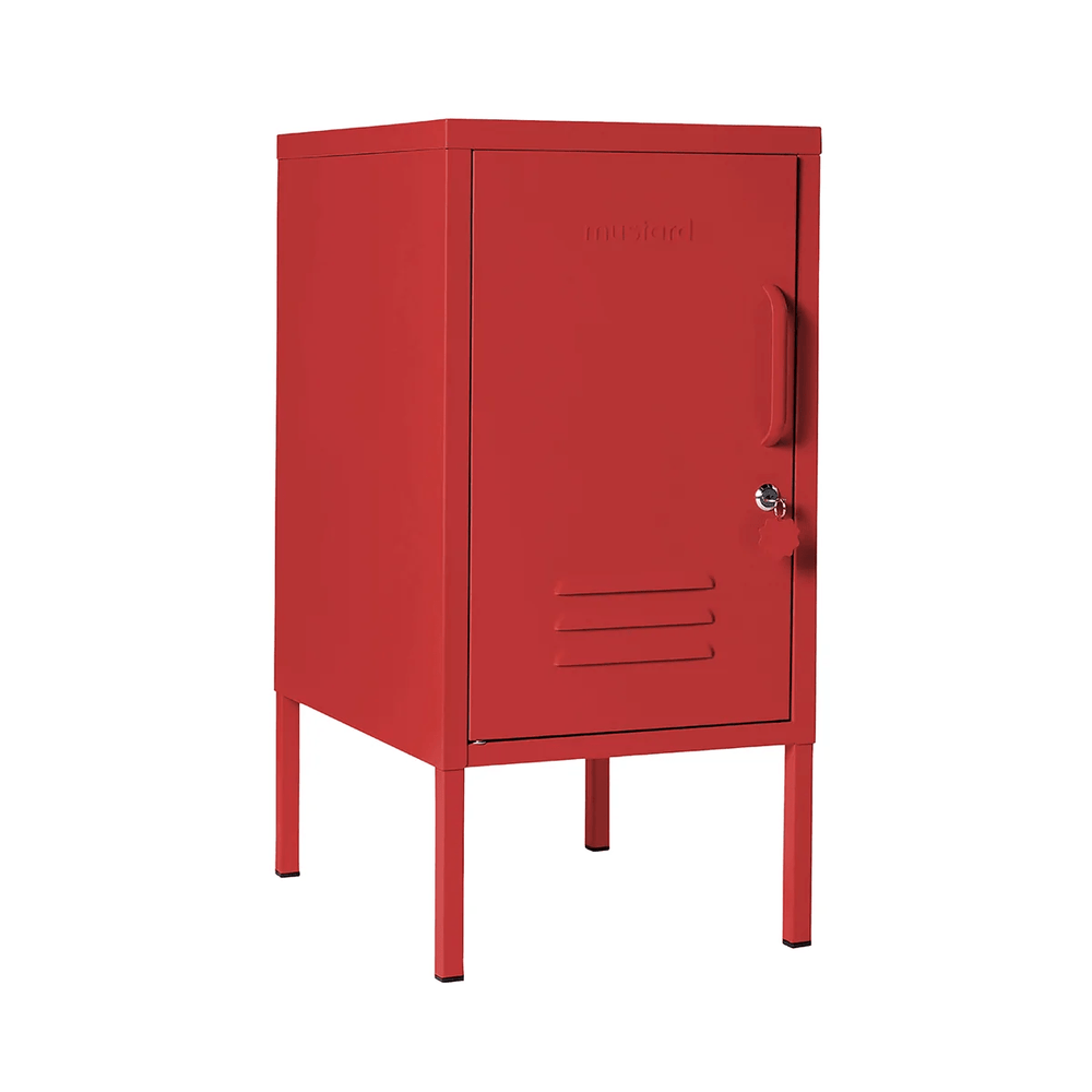 Mustard Made The Shorty to the Left Poppy