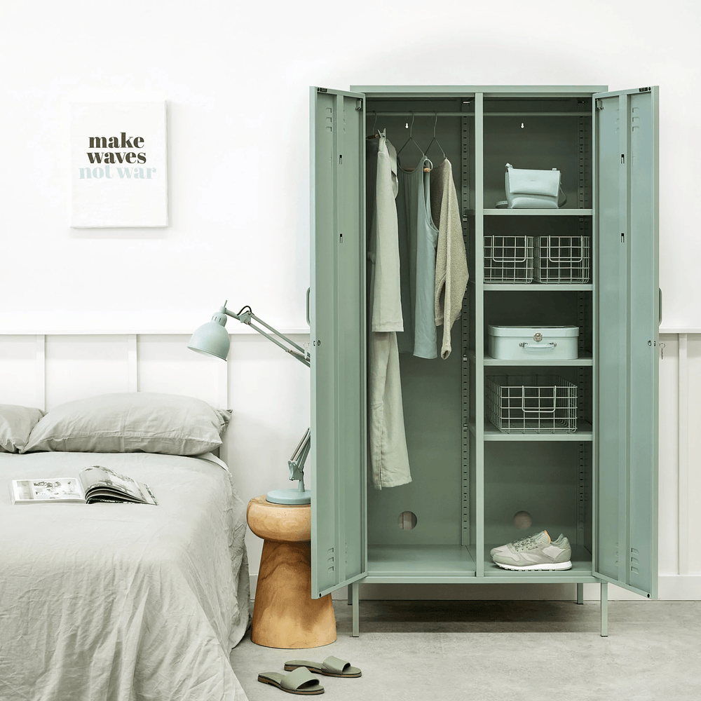 Mustard Made The Twinny Sage